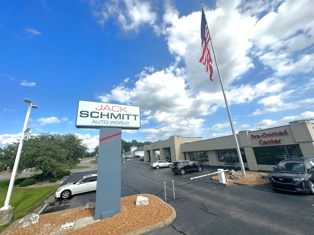 Jack Schmitt Auto World, O'Fallon, Illinois
