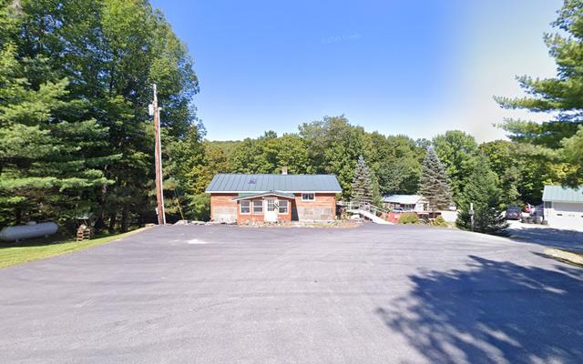 Quechee Service Center, Quechee, Vermont