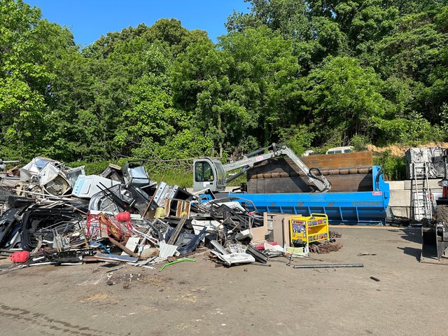 Groff's Recycling