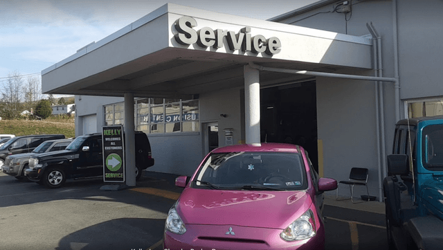 Kelly Jeep Service, Emmaus, Pennsylvania