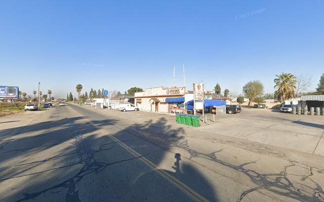 Mondragon Recycling Center, Fresno, California