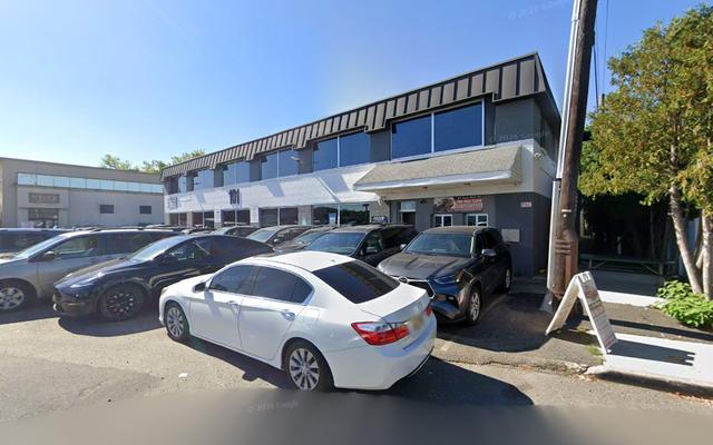 j & j auto gallery