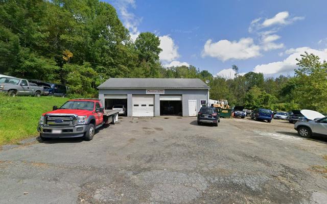 Cheshire Auto Co, Cheshire, Massachusetts