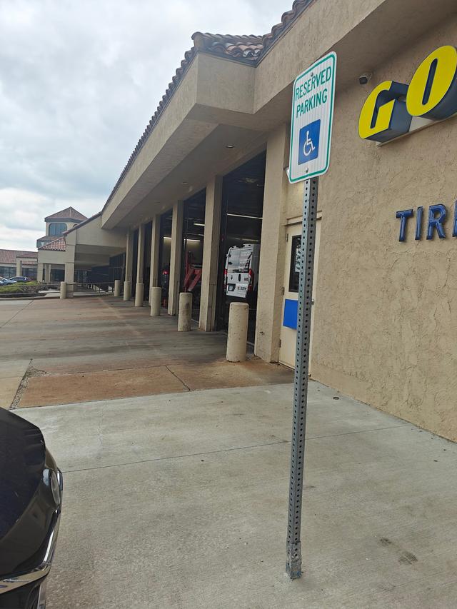 Oades Brothers Tire & Auto Service - 119th St.