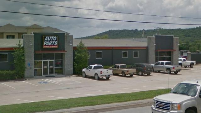 Bumper To Bumper - Fayetteville, Fayetteville, Arkansas