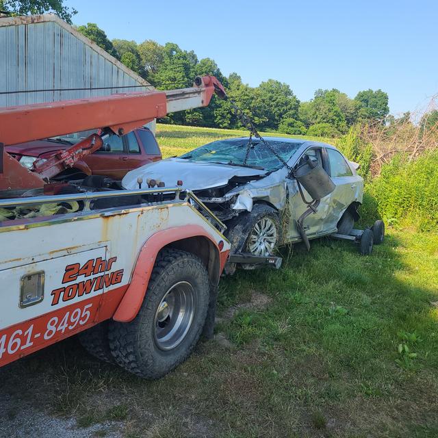 Fox Towing and Recovery LLC, Holaday Hills and Dales, Indiana