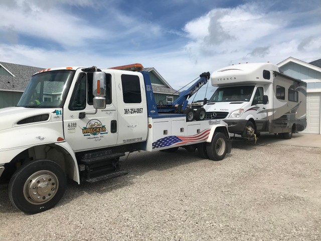 LAKESIDE WRECKER LLC