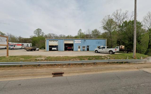 Parkway Service Center