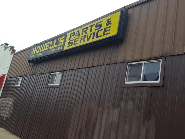 Rowell's Auto Repair, Milwaukee, Wisconsin