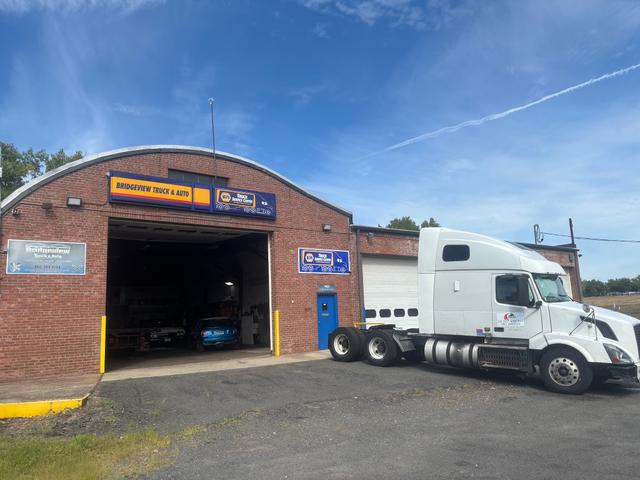 Bridgeview Truck & Automotive