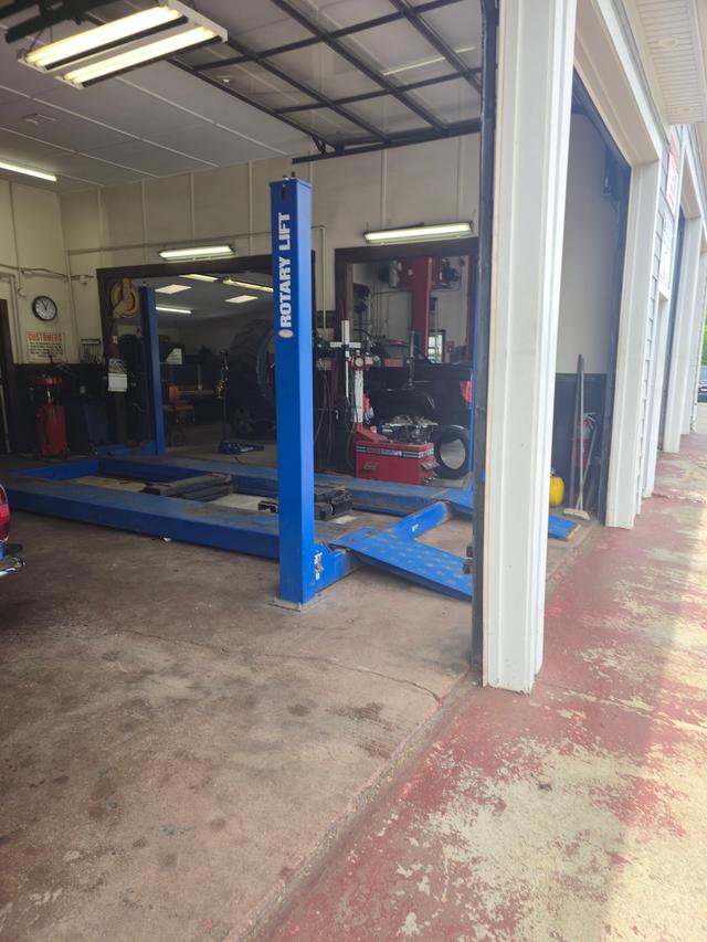 Dighton Service Center, North Dighton, Massachusetts
