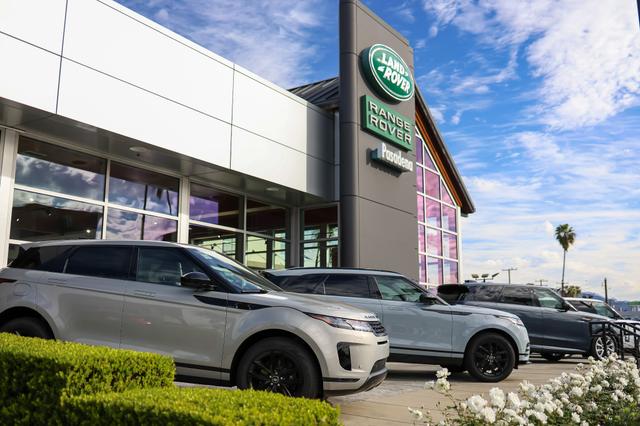 Land Rover Pasadena, East Pasadena, California