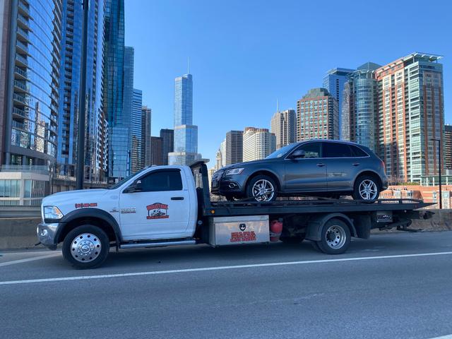 Industrial Towing and Recovery, Chicago, Illinois