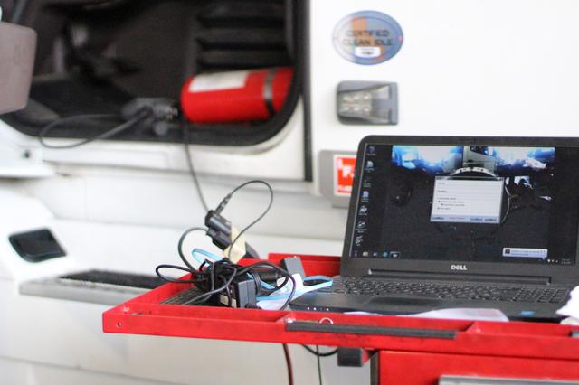 Commercial Truck Service, Truck Repair - TruckMax Service Department, Miami, Florida