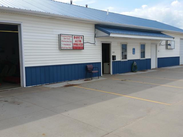 Dave's Auto Upholstery
