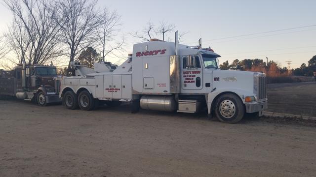 Rickys Towing