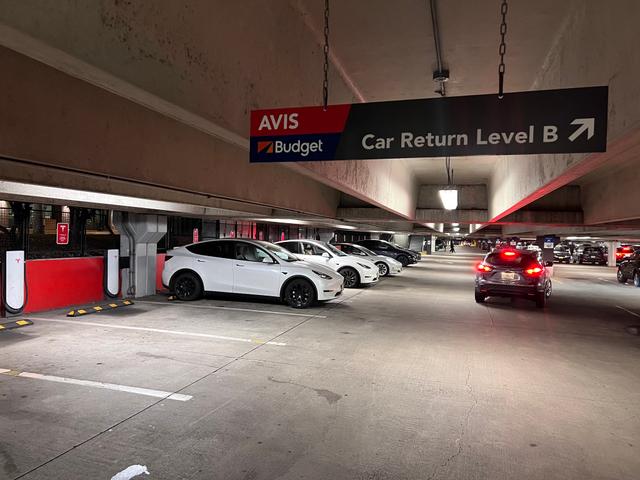 Tesla Supercharger, Jersey City, New Jersey