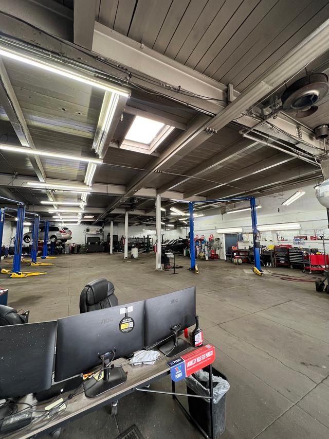 Meineke Car Care Center, Jersey City, New Jersey