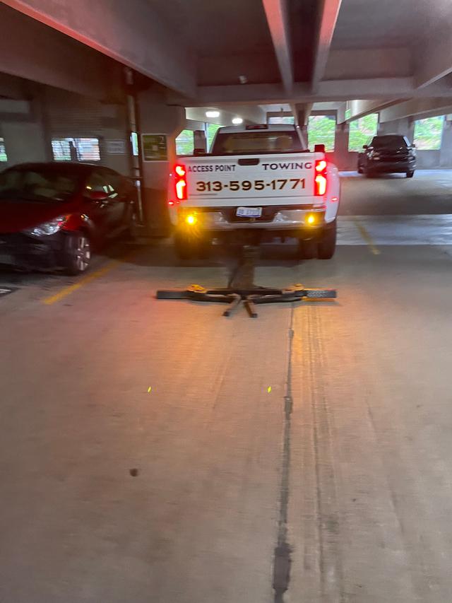Access Point Towing, Detroit, Michigan