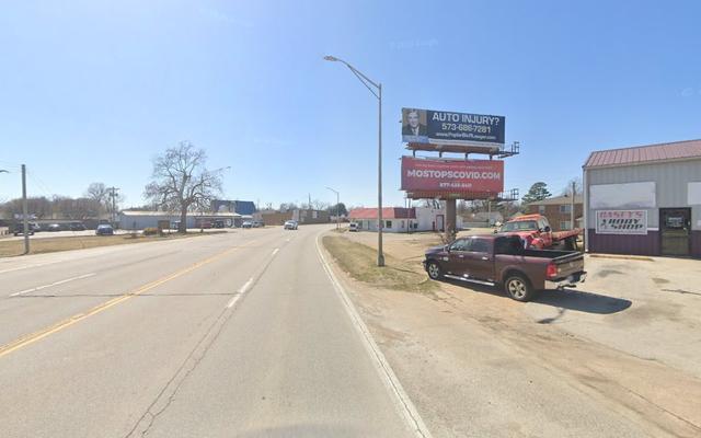 Casey's Towing, Poplar Bluff, Missouri