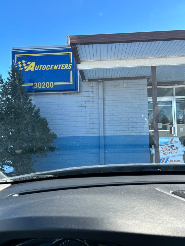 Autocenters