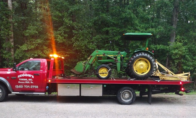 Reggie's Towing, inc.