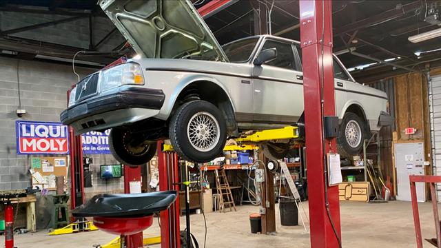 Momentum Motorsport LLC, Louisville, Kentucky