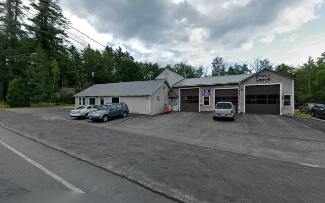 Wentworth's 925 Auto, Lovell, Maine