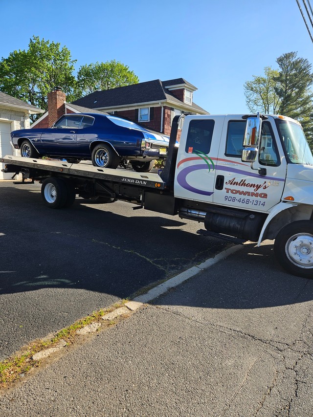 Anthony's Towing