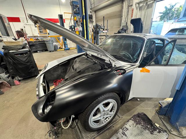Eli's Collision Repair at LAX/Inglewood, Inglewood, California