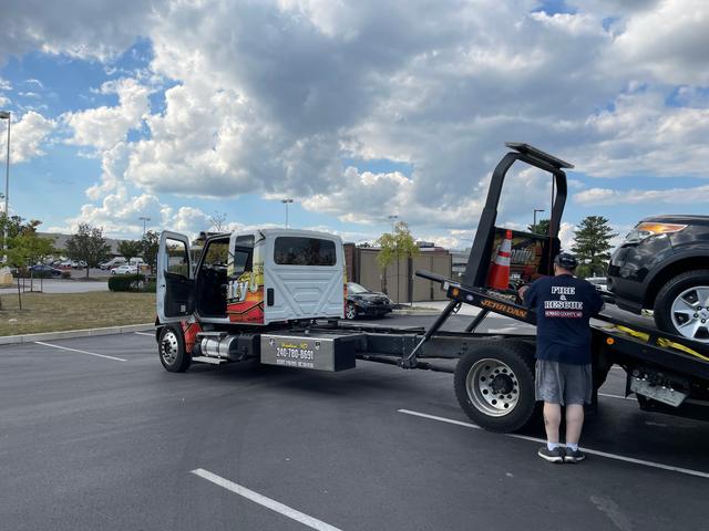 Priority Towing - Cars, Heavy Duty & Semi Truck Towing, Old Baltimore, Maryland