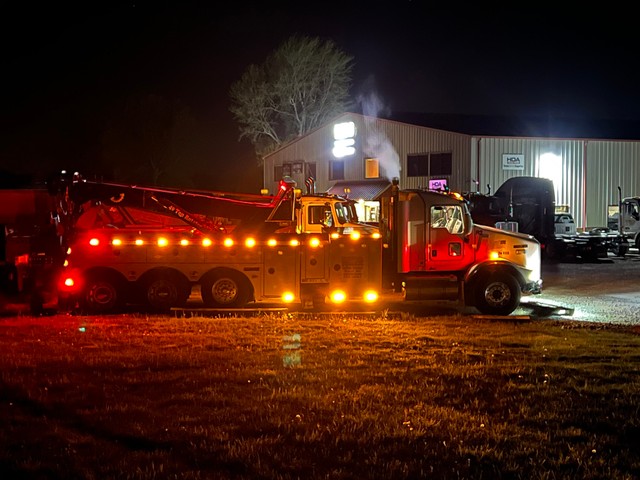 Red's Truck Center