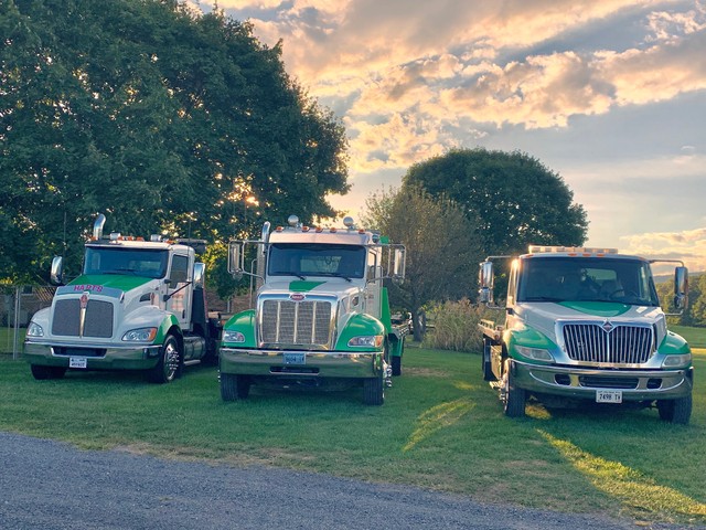 Hart's Automotive & 24-Hour Towing