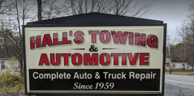 Hall's Towing
