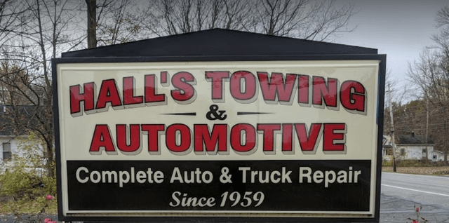 Hall's Towing