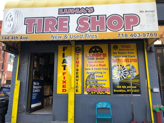 Luna's Tire Shop 2, Brooklyn, New York