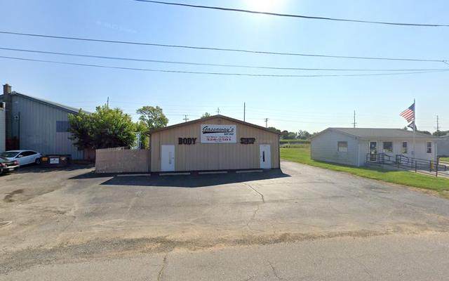 Gassaway's Body Shop, Taylorsville, Indiana