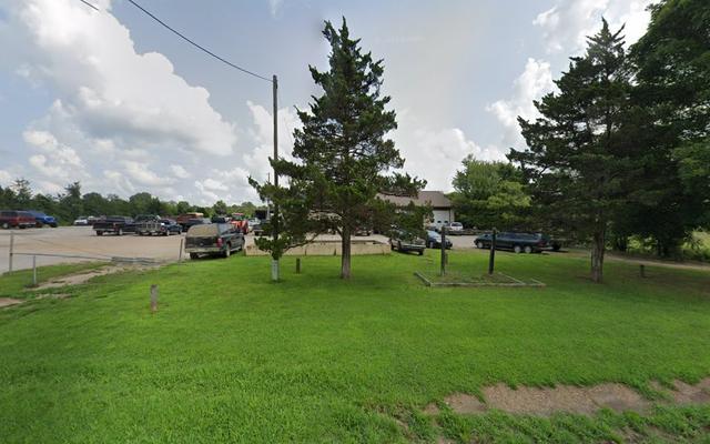 Tackitt Auto & Machinery, Moody, Missouri