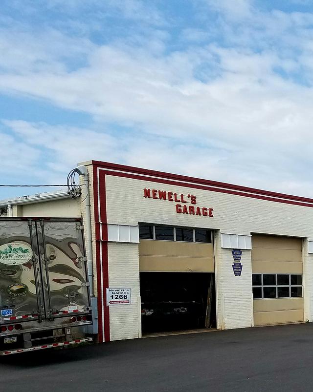 Newell's Garage, Lancasterville, Pennsylvania