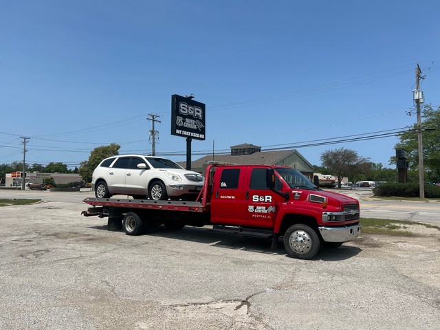 S & R Auto & Towing