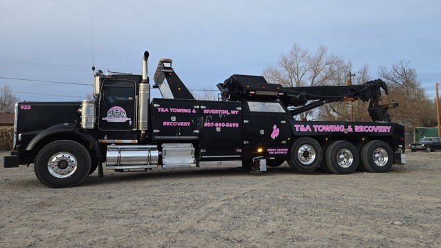 T&A Towing & Recovery