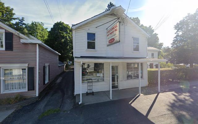 Poestenkill Auto Supply, Poestenkill, New York