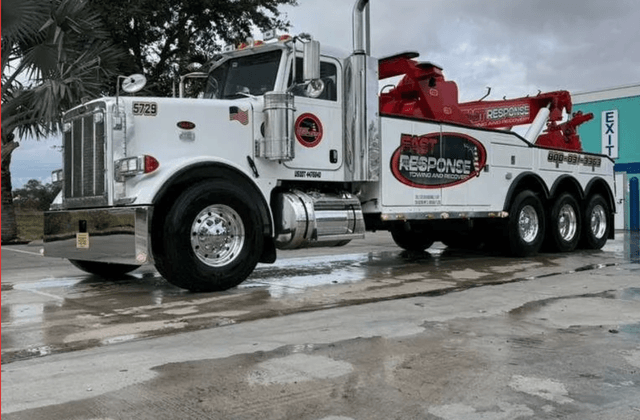 FAST RESPONSE TOWING AND RECOVERY OF YEEHAW JUNCTION