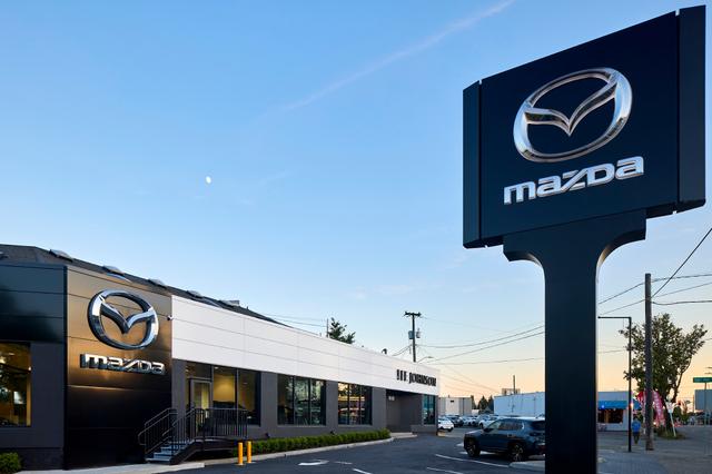 Lee Johnson Mazda of Seattle, Seattle Hill, Washington