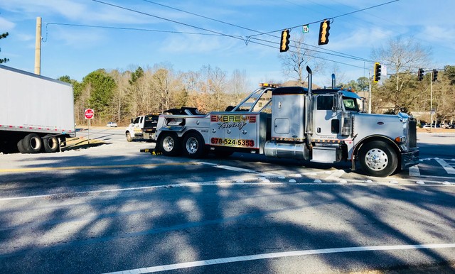 Embrey's Towing
