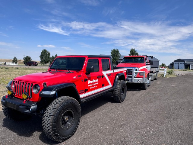 Brothers Towing & Roadside
