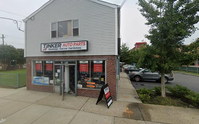 Tinker South Auto Parts, Bay Shore, New York