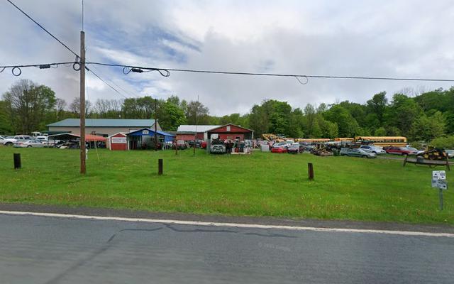 Hall's Auto, Pleasant Mount, Pennsylvania