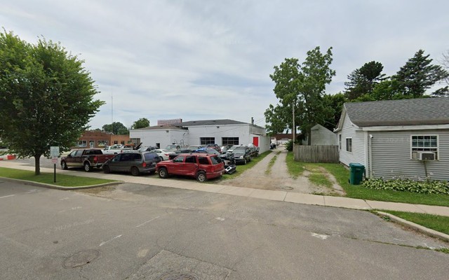 Barnes Service Center
