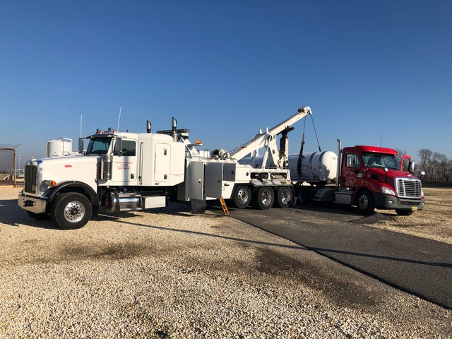 Busted Knuckle Towing